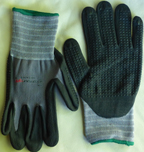 NMFD608. Nitrile Coated Glove, 15G Grey nylon,black nitrile coated,with micro dots.